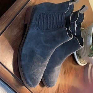 Toms booties. Gray/blue in color. Suede.